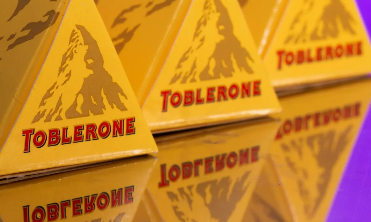 Toblerone must remove Matterhorn from Logo