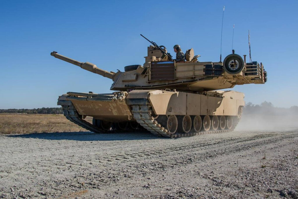 Ukraine Will Receive the First 10 American Abrams Tanks in September